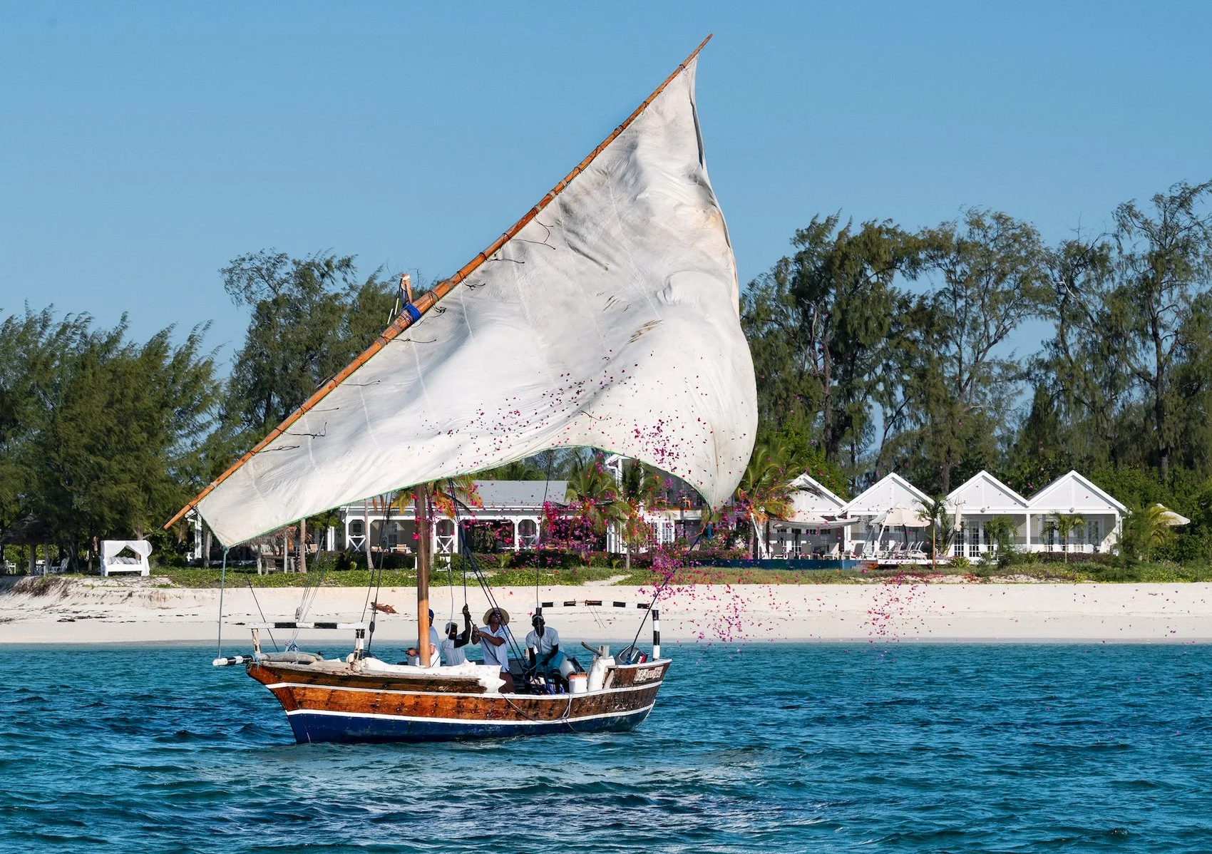 Thanda, Tanzania — Voyager Club